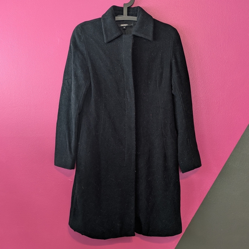 -DKNY Classic Black Wool Blend Button Up Car Coat Size 8 Made in Italy Timeless